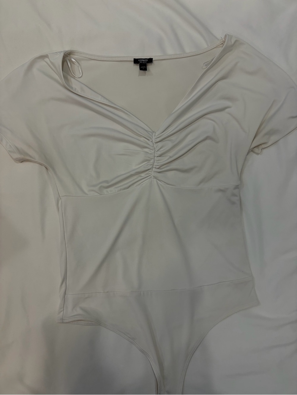 Express Body Contour V Neck Body Suit 🦢